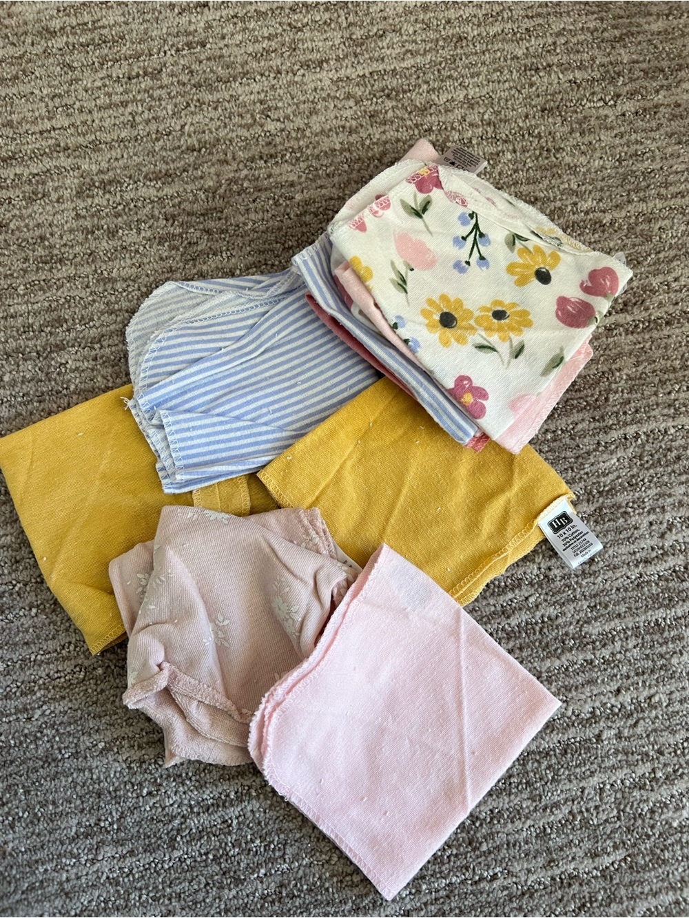 HB Baby wash clothes